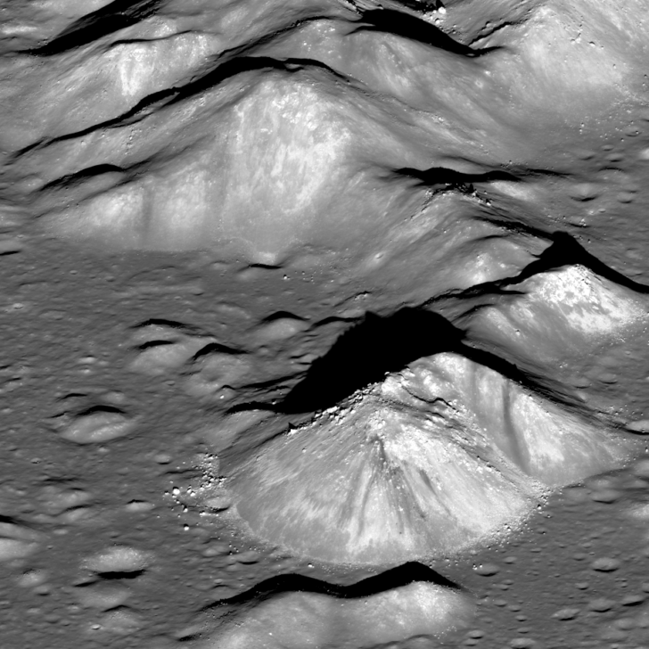 Copernicus boulders